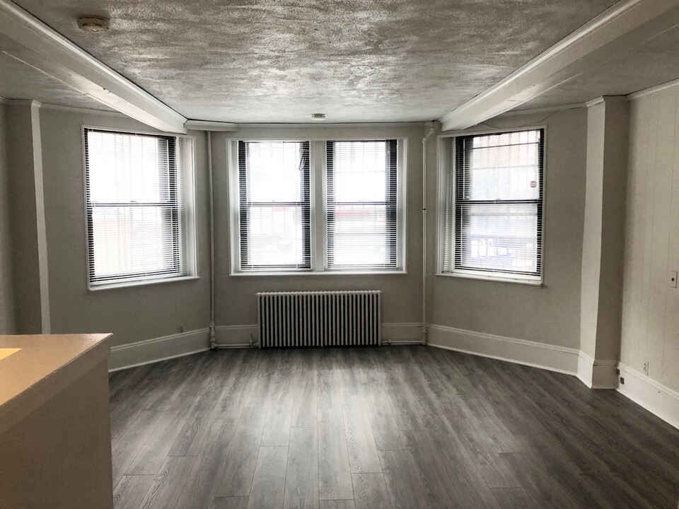 188 Marlborough St, Unit 2 in Boston, MA - Building Photo