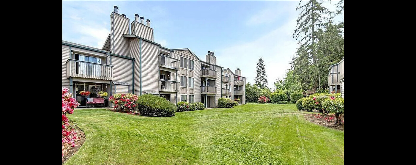 Fir Park Apartments in University Place, WA - Building Photo