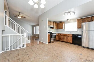 18169 E Asbury Dr in Aurora, CO - Building Photo - Building Photo