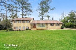 347 Judy Dr in Mcdonough, GA - Building Photo
