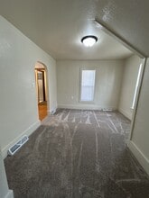 411 W 9th St in Boone, IA - Building Photo - Building Photo