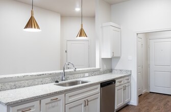 7022 40th St in Lubbock, TX - Building Photo - Building Photo