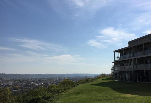 Bluffs at Devou Park in Covington, KY - Building Photo