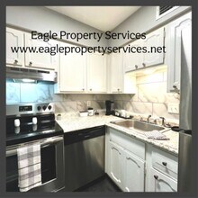 Emeralds Apartments in Dalton, GA - Foto de edificio - Building Photo