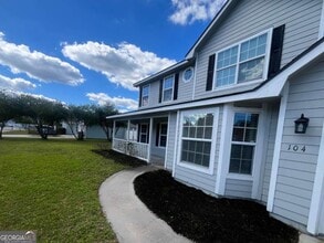 104 Sugar Maple Way in Kingsland, GA - Building Photo - Building Photo