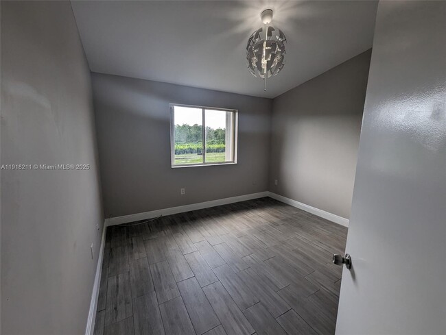 15501 SW 133rd Pl in Miami, FL - Building Photo - Building Photo