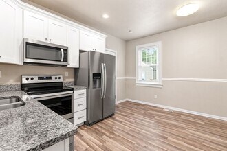 3106 Peronne Ave in Norfolk, VA - Building Photo - Building Photo