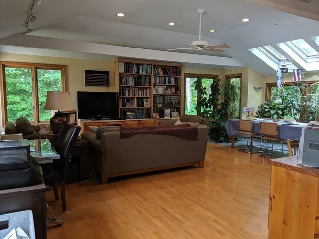 11 Renee Terrace in Newton, MA - Building Photo - Building Photo