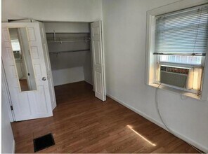 4414 W Pine Blvd, Unit Rear in St. Louis, MO - Building Photo - Building Photo