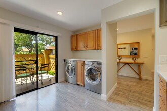 12989 Odessa Trail in Wellington, FL - Foto de edificio - Building Photo