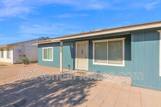 2210 W Hermosa Dr in Tempe, AZ - Building Photo - Building Photo