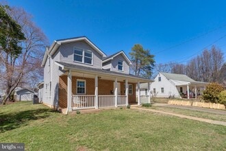 104 Morton Ct in Manassas Park, VA - Building Photo - Building Photo