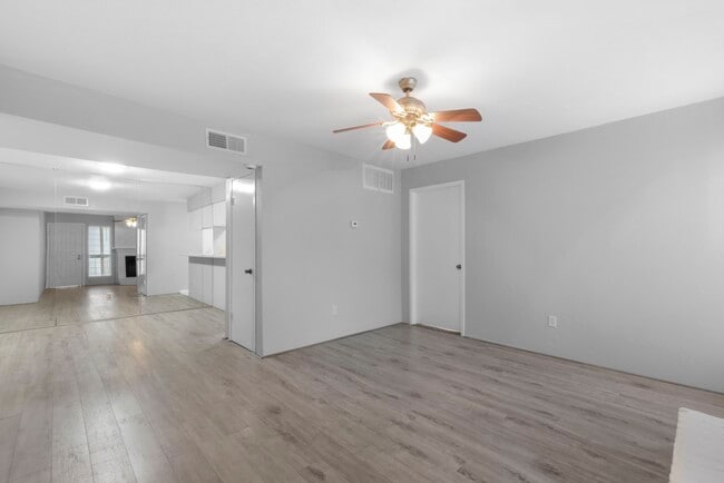 property at 2100 Wilcrest Dr