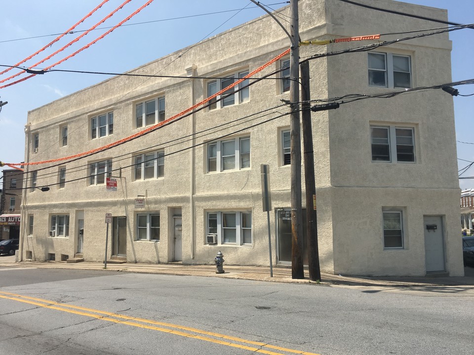 Parkview Apartments in Upper Darby, PA - Foto de edificio