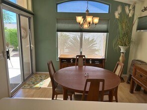 37290 Springdale Ave in Palm Desert, CA - Building Photo - Building Photo