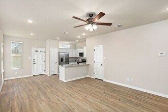 827 Soria Pl in San Antonio, TX - Building Photo - Building Photo