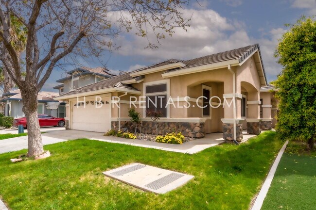 1508 Tamarisk Ln in Tracy, CA - Building Photo - Building Photo