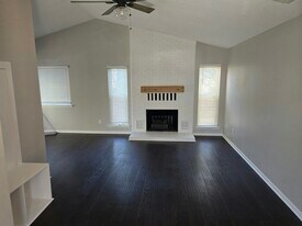 1075 Sardis Cove Dr in Charlotte, NC - Building Photo