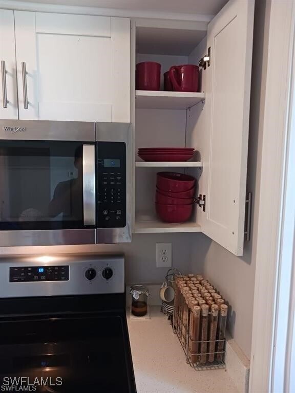 property at 3004 Santa Barbara Blvd