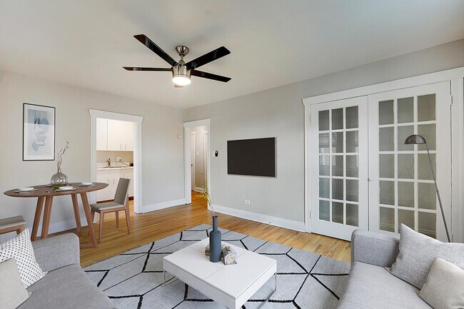 Sylvia Mae in Denver, CO - Foto de edificio - Building Photo