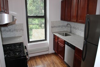 1407 Fulton St in Brooklyn, NY - Building Photo - Building Photo