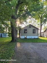 2908 Belknap Beach Rd in Prospect, KY - Building Photo - Building Photo