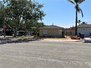 4807 Sharynne Ln in Torrance, CA - Foto de edificio - Building Photo