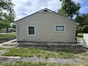 1960 Central Dr in Gary, IN - Building Photo - Building Photo