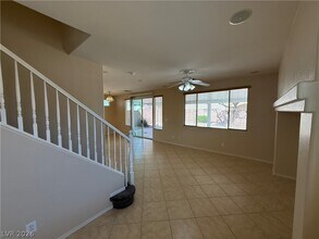 9552 Delivery Ave in Las Vegas, NV - Building Photo - Building Photo