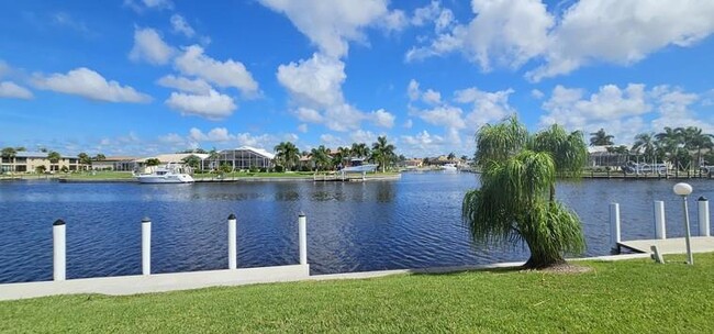 3768 Bal Harbor Blvd in Punta Gorda, FL - Building Photo - Building Photo