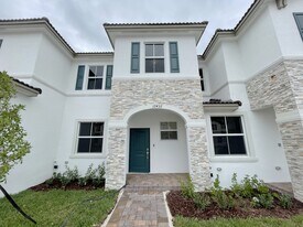 12432 NW 23rd Ct in Miami, FL - Building Photo