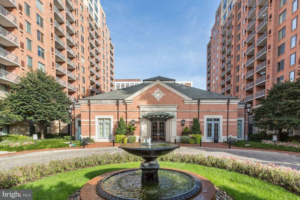 11710 Old Georgetown Rd, Unit 1113 in North Bethesda, MD - Foto de edificio