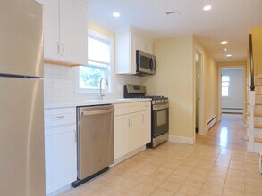 20 Eastburn St in Boston, MA - Building Photo - Building Photo