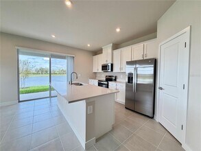 12378 Amber Crk Cir in Lakewood Ranch, FL - Building Photo - Building Photo