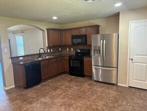 1068 Churchill Dr in Princeton, TX - Building Photo - Building Photo