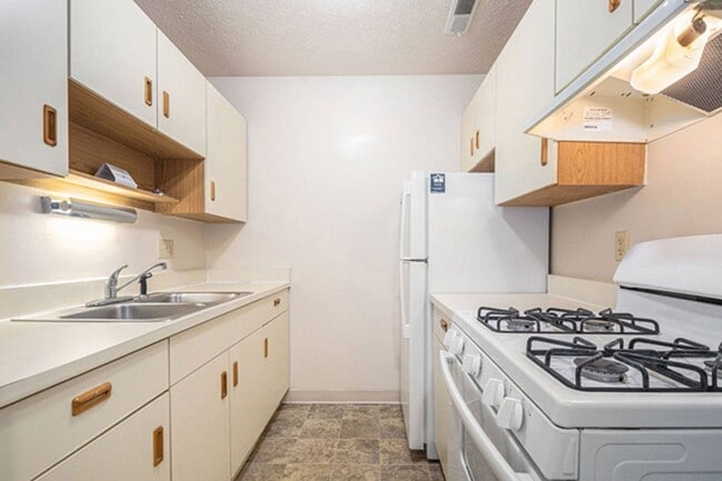 Wingate Apartments in Grand Rapids, MI - Building Photo - Building Photo