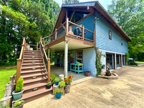 570 Humphries Cove Rd in West Point, MS - Building Photo - Building Photo