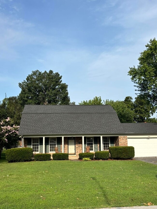 property at 707 Cottonwood Dr
