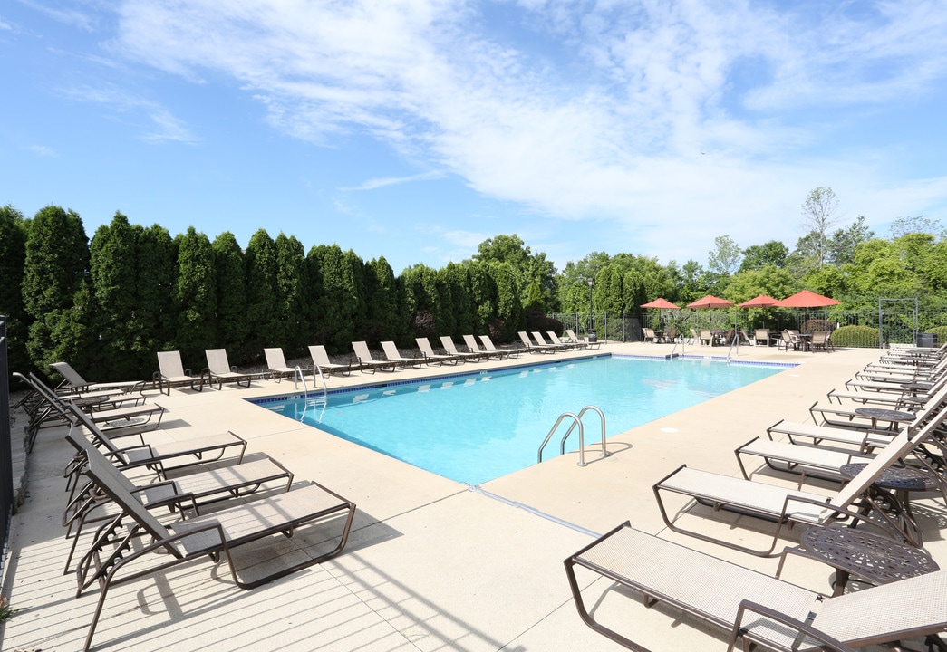 Rivershire Apartments in Greenfield, WI - Building Photo