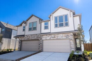 2206 Diagonal Ln in Houston, TX - Building Photo