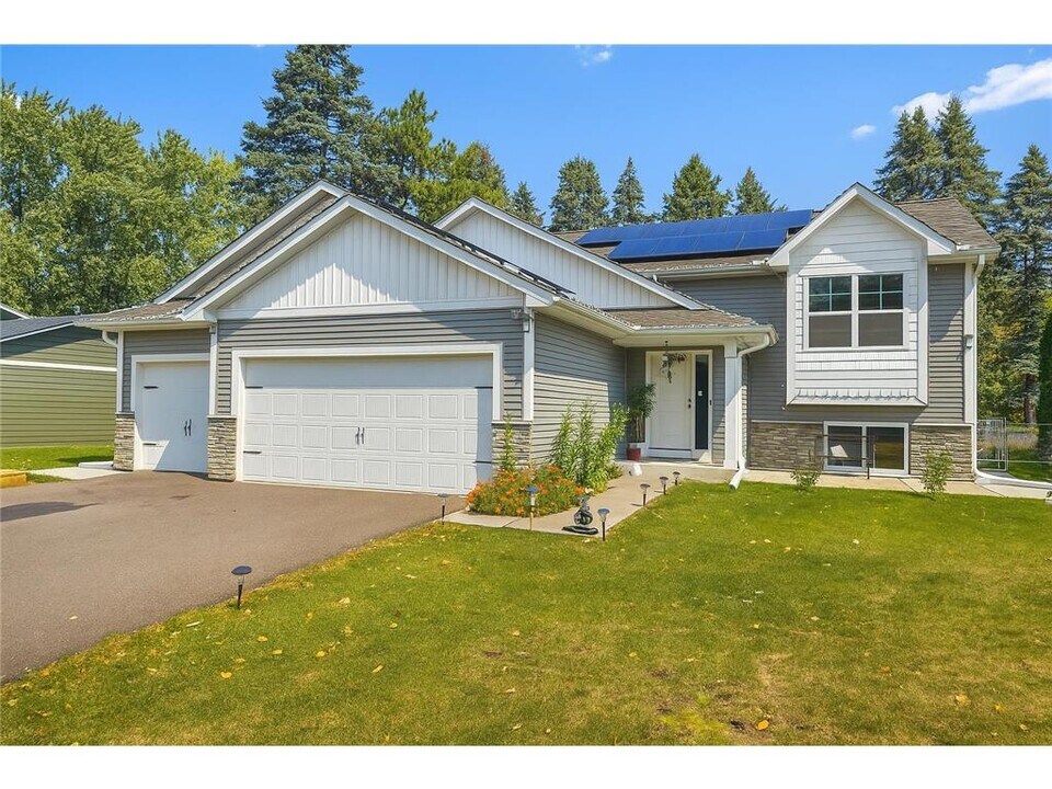 18150 County St in Dayton, MN - Building Photo