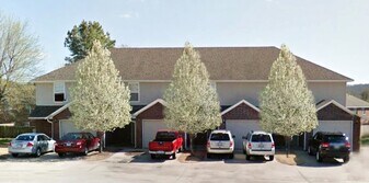 2223 W Deane St in Fayetteville, AR - Building Photo