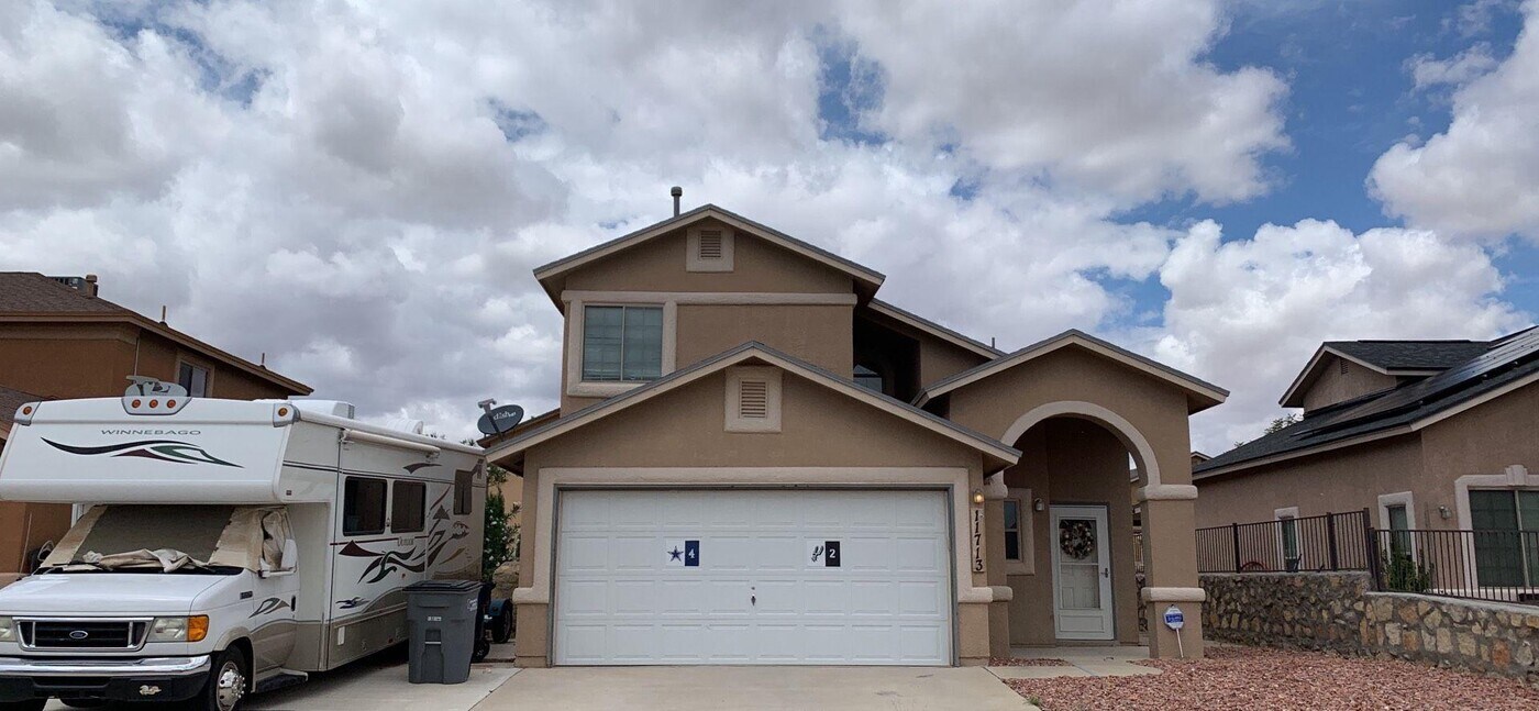 11713 Mesquite Lake Ln in El Paso, TX - Building Photo