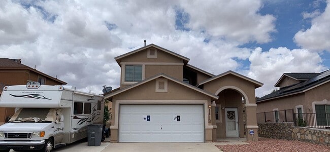 property at 11713 Mesquite Lake Ln