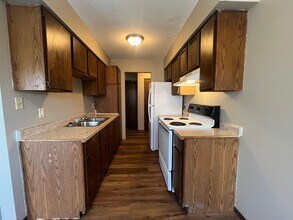 795 East 6th St in St. Paul, MN - Building Photo - Interior Photo