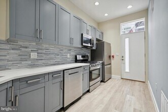 2024 E Fletcher St in Philadelphia, PA - Building Photo - Building Photo