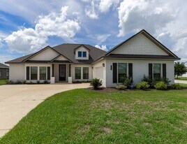 11006 Secretariat Blvd in Daphne, AL - Building Photo