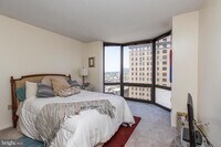 2018 Walnut St photo'