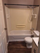 211 W Ash St in Dunlap, IL - Building Photo - Building Photo