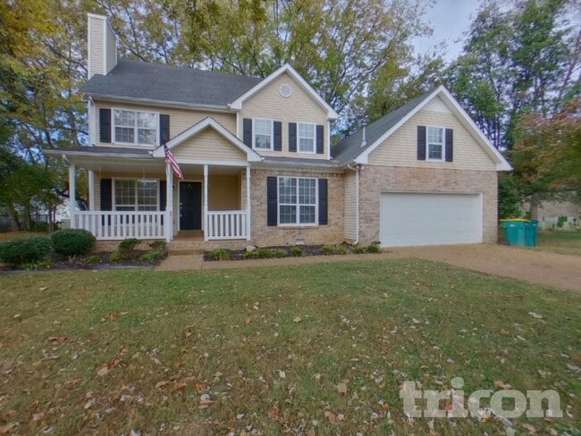 2863 Iroquois Dr in Thompson's Station, TN - Building Photo - Building Photo